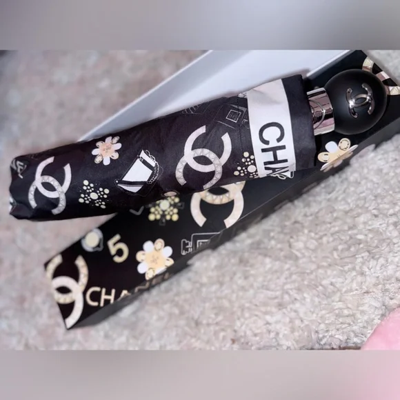 Chanel beauty black fashionable umbrella - Picture 6 of 6